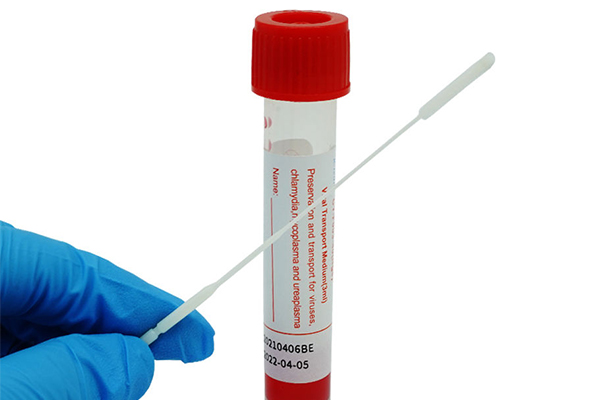 自动采样拭子吸塑包装机是医疗造作业自动化升级的沉要一环 自动采样拭子吸塑包装机是医疗造作业自动化升级的沉要一环